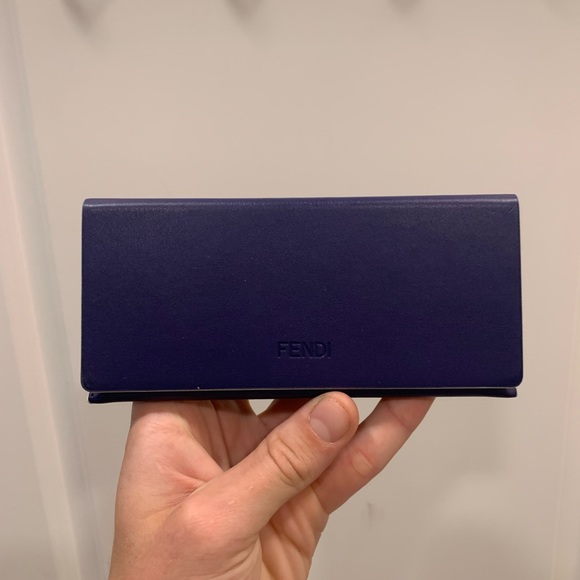 Fendi Printed Run Away Round Frame Sunglasses FF 0343/S White - Picture 2 of 9